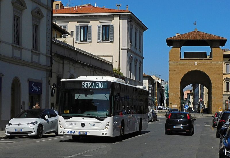 Autolinee_Toscane_Mercedes_Benz_Conecto_A5090_via_Il_Prato_20250831