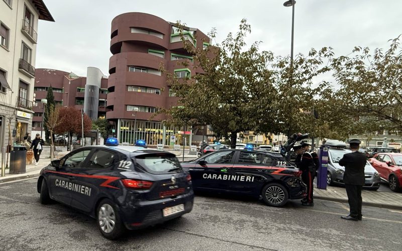 GERMOGLI PH: 1 OTTOBRE 2024 FIRENZE SAN JACOPINO CONTROLLI STRAORDINARI DEI CARABINIERI