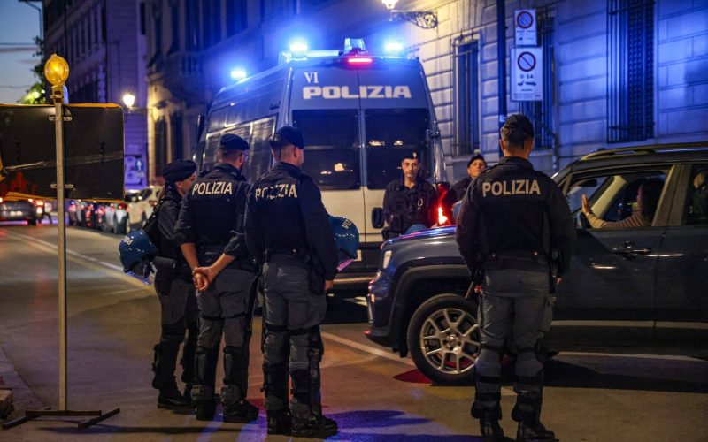 GERMOGLI PH 10 OTTOBRE 2025 FIRENZE FOTO SIMBOLO POLIZIA REPARTO MOBILE MANIFESTAZIONE ORDINE PUBBLICO