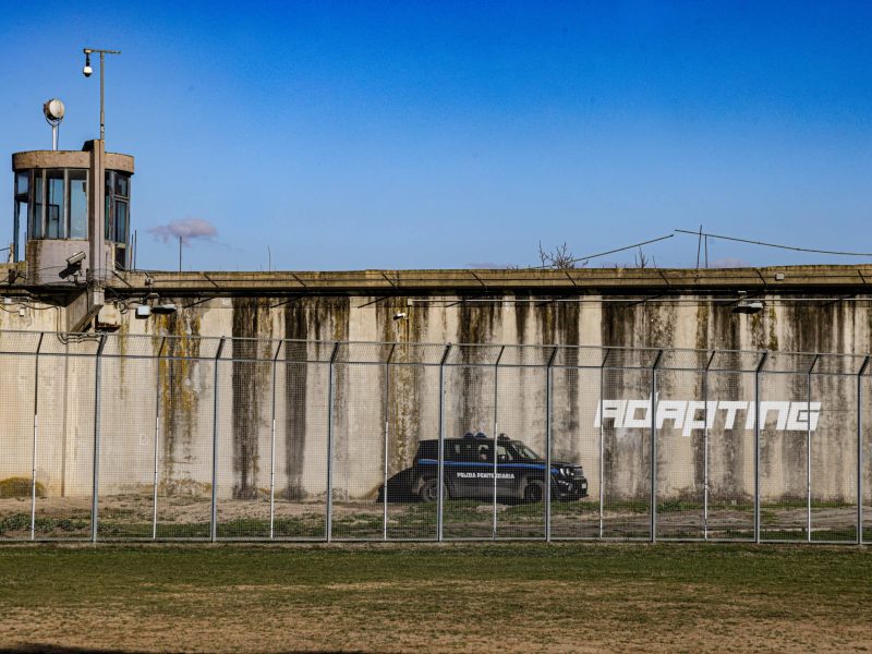 GERMOGLI PH: 20 GENNAIO 2025 FIRENZE CARCERE MASCHILE DI SOLLICCIANO POLIZIA PENITENZIARIA CENTRO DI RECLUSIONE CARCERATI MINISTERO DELLA GIUSTIZIA SECONDINI GUARDIE