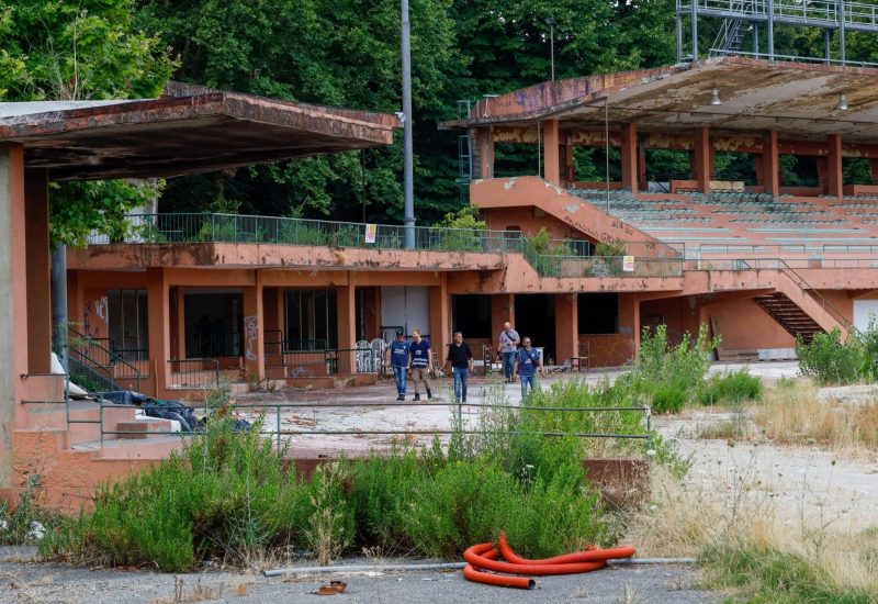 GERMOGLI PH 22 LUGLIO 2025 FIRENZE PARCO DELLE CASCINE EX IPPODROMO LE MULINA OPERAZIONE SOPRALLUOGO DELLA POLIZIA MUNICIPALE LOCALE SGOMBERO NELLA FOTO