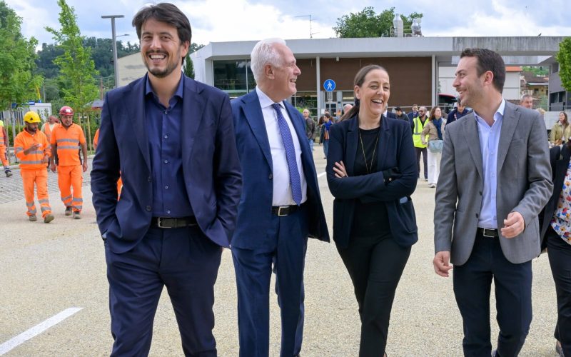 GERMOGLI PH: 22 MAGGIO 2025 FIRENZE INAUGURAZIONE DEL NUOVO PARCHEGGIO SCAMBIATORE DI VIALE EUROPA NELLA FOTO EUGENIO GIANI SARA FUNARO ANDREA GIORGIO E FRANCESCO PIGNOTTI MENTRE EFFETTUANO IL SOPRALLUOGO SUL NUOVO PARCHEGGIO SCAMBIATORE