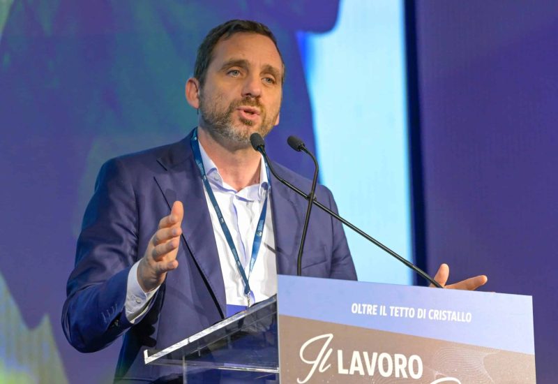 GERMOGLI PH: 27 SETTEMBRE 2025 FIRENZE PALAZZO CONGRESSI INCONTRO FRATELLI D'ITALIA OLTRE IL TETTO DI CRISTALLO IL LAVORO DELLE DONNE NELLA FOTO ALESSANDRO TOMASI