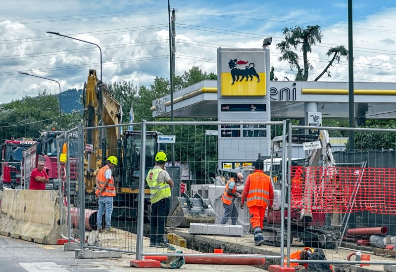 GERMOGLI PH 28 AGOSTO 2025 FIRENZE VIALE EUROPA LAVORI CANTIERE NUOVA LINEA TRAMVIA PER BAGNO A RIPOLI OPERAI