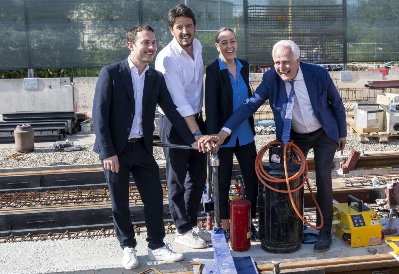 GERMOGLI PH: 29 APRILE 2025 BAGNO A RIPOLI POSA PRIMI BINARI LINEA TRAMVIA BAGNO A RIPOLI PIAZZA LIBERTA' NELLA FOTO SARA FUNARO ANDREA GIORGIO EUGENIO GIANI FRANCESCO PIGNOTTI