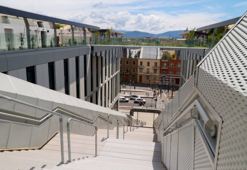 GERMOGLI PH: 29 MAGGIO 2025 FIRENZE VIALE BELFIORE INAUGURAZIONE TERRAZZA GIARDINO ROOFTOP CON PISCINA DEL SOCIAL HUB HOTEL STUDENTATO COWORKING