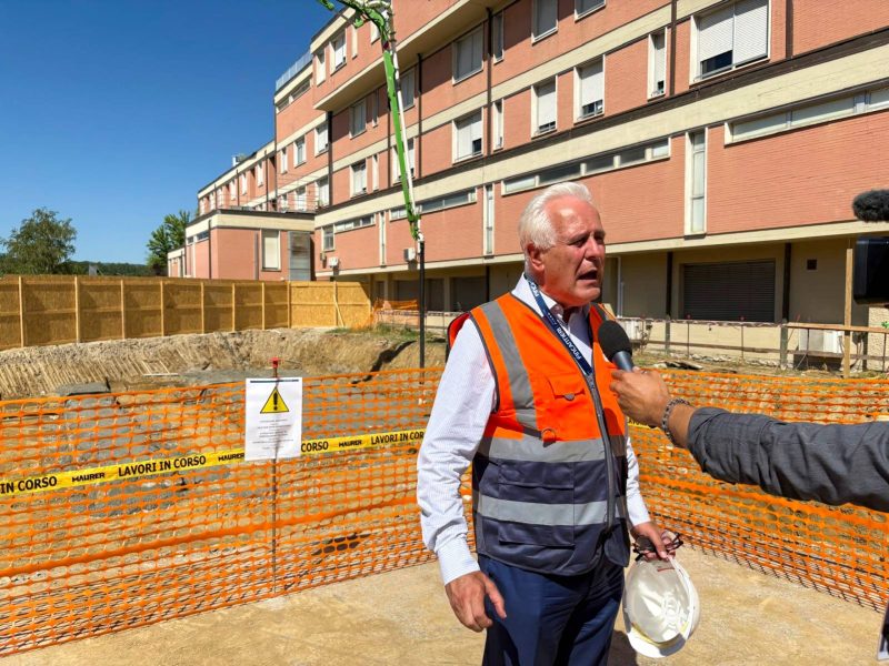 GERMOGLI PH: 30 GIUGNO 2025 BORGO SAN LORENZO INAUGURAZIONE DEI LAVORI DI AMPLIAMENTO DELL'OSPEDALE DI BORGO SAN LORENZO MUGELLO NELLA FOTO EUGENIO GIANI