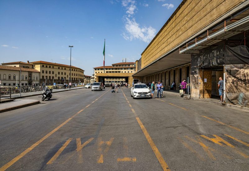GERMOGLI PH: 5 GIUGNO 2022 FIRENZE  STAZIONE SANTA MARIA NOVELLA SCIOPERO TASSISTI TAXI