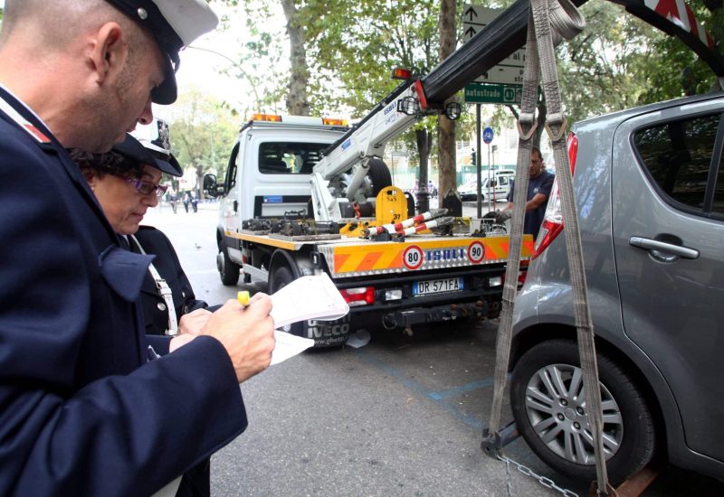 Germogli Ph 10 ottobre 2012 Firenze Polizia Municipale multe contravvenzioni verbale carroattrezzi rimozione forzata veicoli