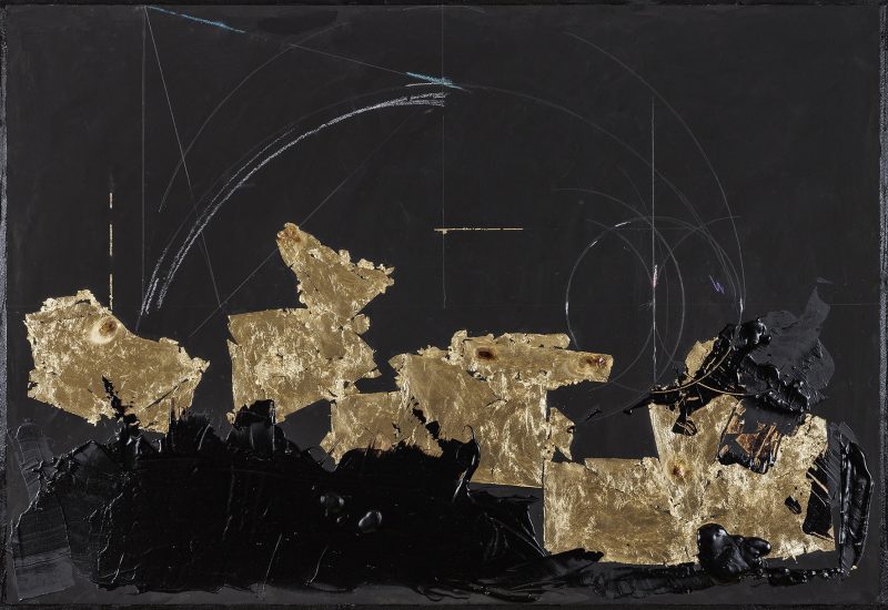 L'architettura del sole II, guazzo, gomma, gesso e foglia oro su tavola, 60x90 cm_ Photo Credits Lorenzo Mennonna