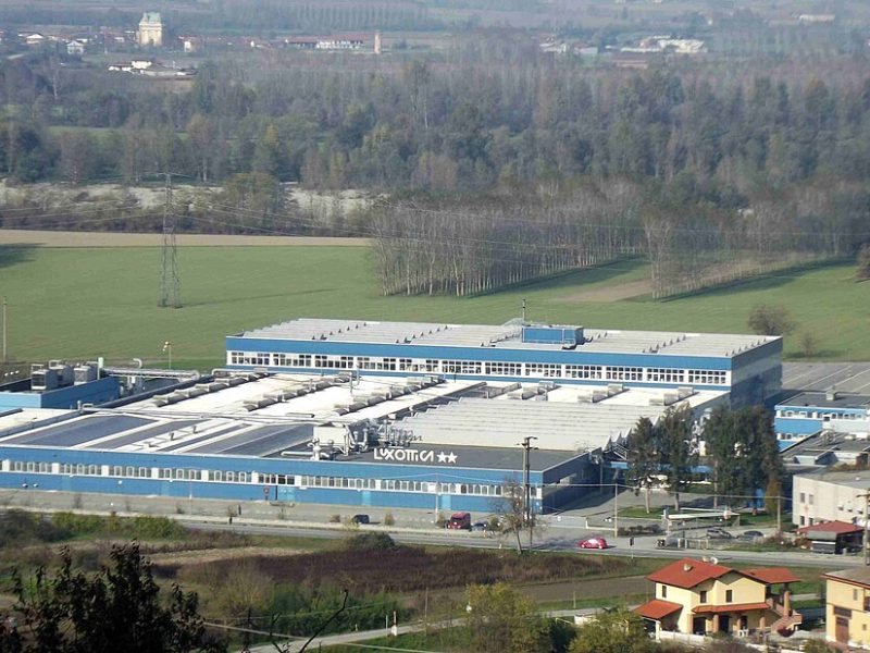 Lauriano_stabilimento_luxottica