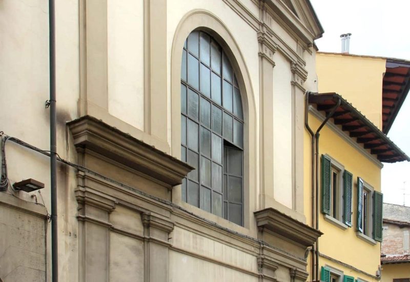 https://it.wikipedia.org/wiki/Chiesa_di_San_Carlo_dei_Barnabiti#/media/File:Via_Sant'Agostino,_chiesa_di_san_carlo_dei_barnabiti_01.jpg