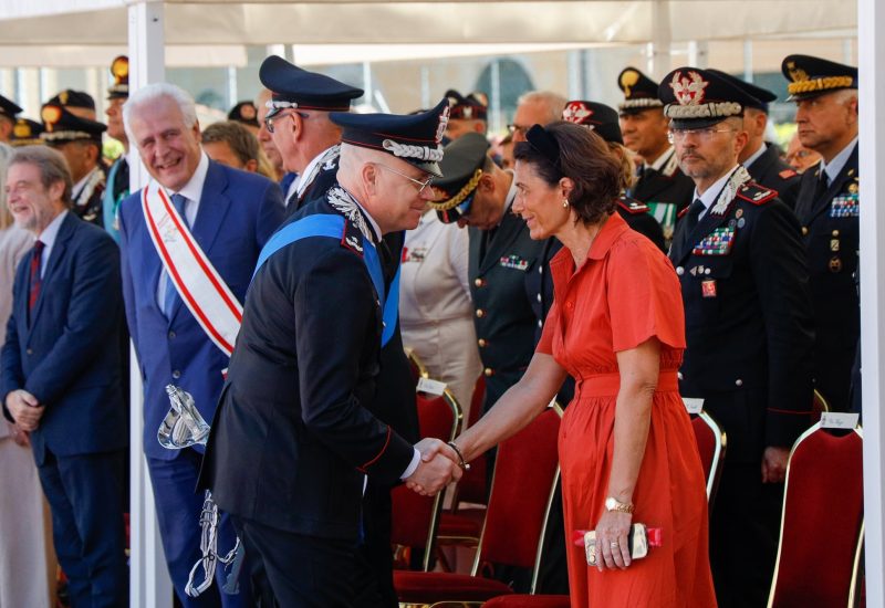 GERMOGLI PH: 30 LUGLIO 2025 FIRENZE CASERMA ANTONIO BALDISSERA CERIMONIA PER IL NUOVO COMANDANTE DELLA LEGIONE CARABINIERI TOSCANA NELLA FOTO PIERLUIGI SOLAZZO NUOVO COMANDANTE E EMILIO MAZZA E FRANCESCA FERRANDINO PREFETTO
