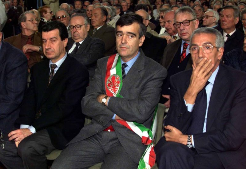 GERMOGLI PH.26/03/99 FIRENZE FUNERALI DELL' EX SINDACO GABBUGGIANI IN PIAZZA SIGNORIA
NELLA FOTO IL SINDACO MARIO PRIMICERIO