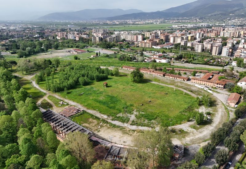 GERMOGLI PH: 16 APRILE 2025 FIRENZE PARCO DELLE CASCINE IPPODROMO LE MULINA IN STATO DI ABBANDONO DEGRADO