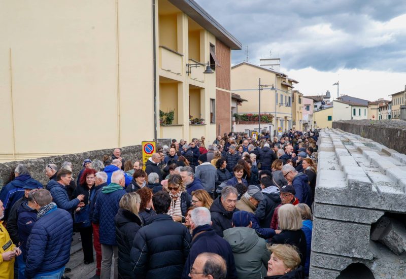 GERMOGLI PH: 29 MARZO 2025 CAMPI BISENZIO VIA DELLE CORTI PRESIDIO E MANIFESTAZIONE DEI COMITATI PER L'ALLUVIONE DEL NOVEMBRE 2023 NELLA FOTO
