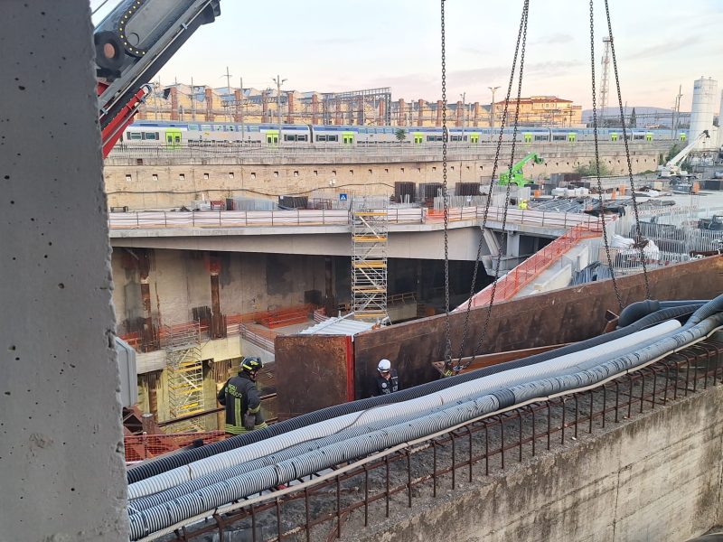 stazione foster alta velocità av tav cantiere morti sul lavoro