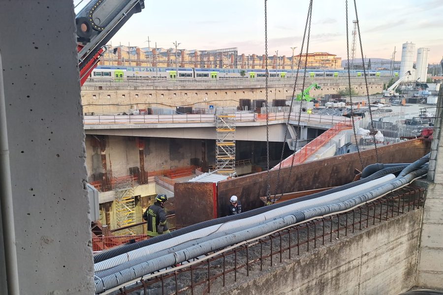 stazione foster alta velocità av tav cantiere morti sul lavoro