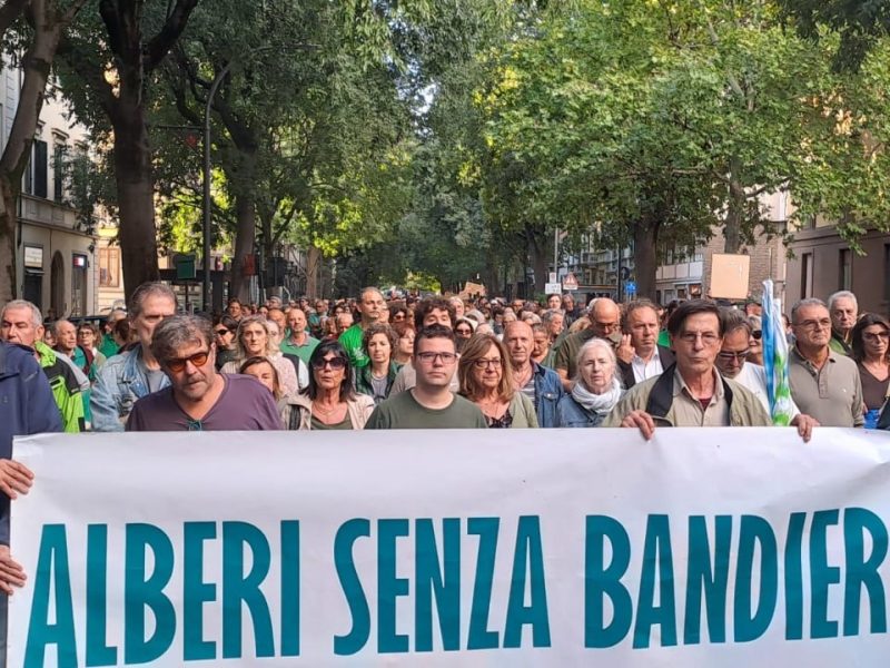 manifestazione viale dei mille 2