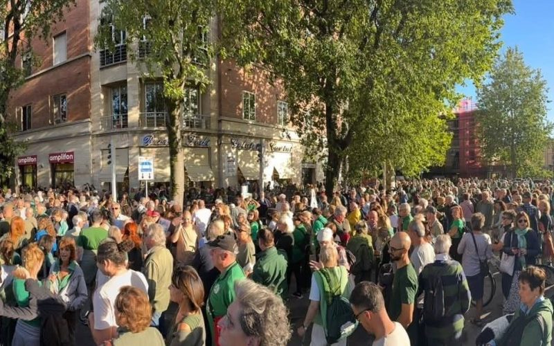 manifestazione viale dei mille